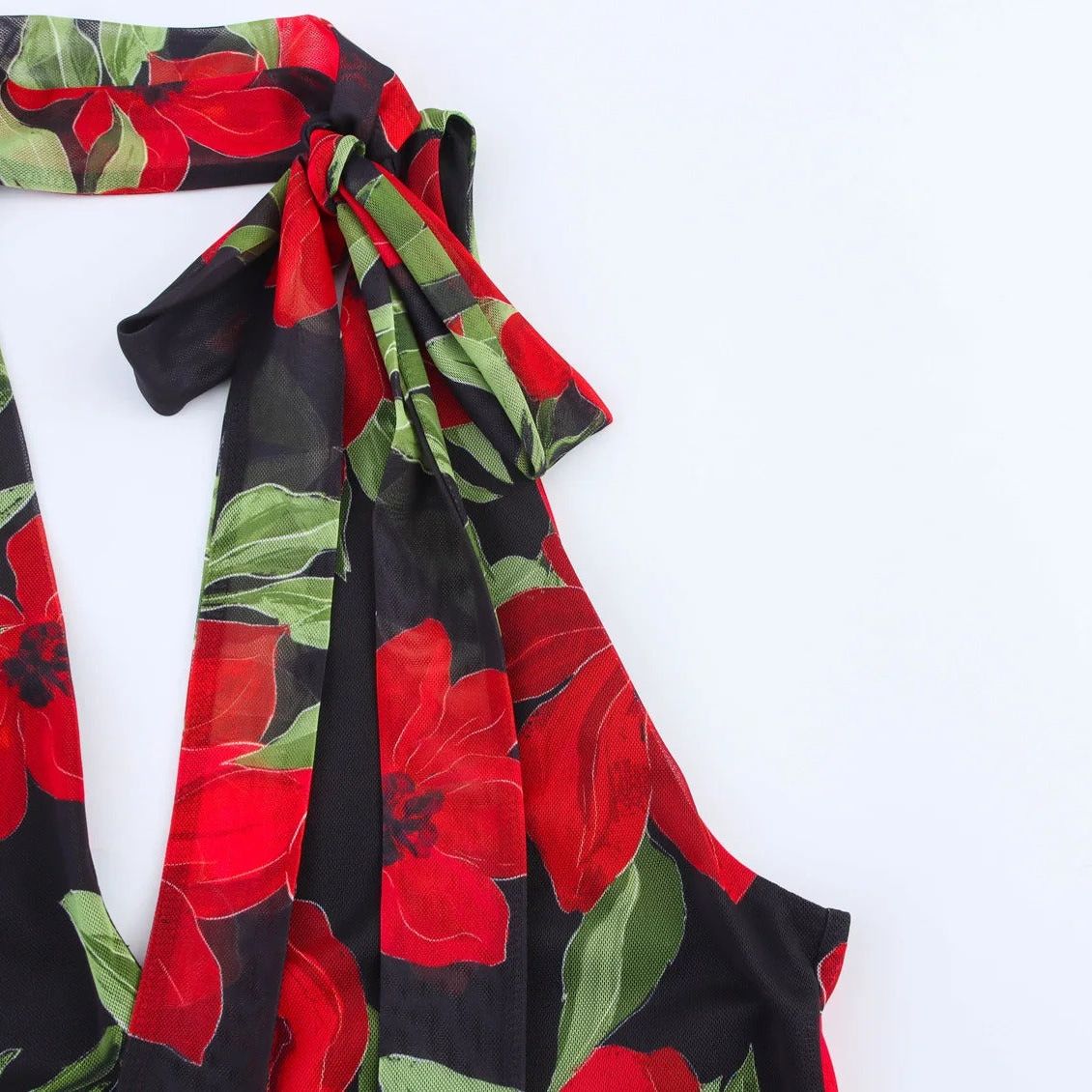 Violeta | Vestido Largo de Tul Estampado con Escote en V y Tirantes