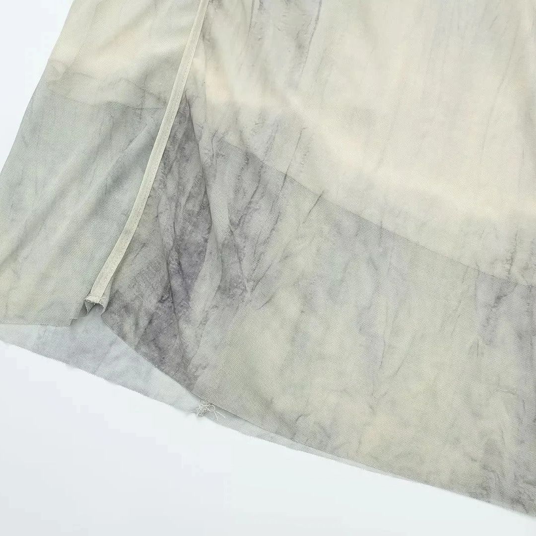 Aura | Vestido Midi Asimétrico de Tul Estampado con Manga Única