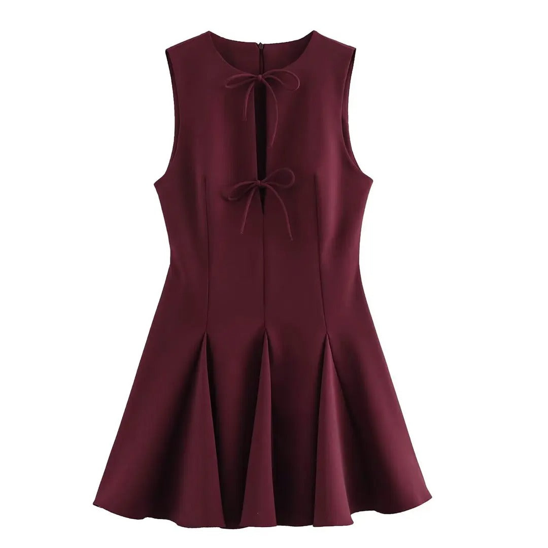 Siena | Vestido Mini Sin Mangas con Lazo Decorativo